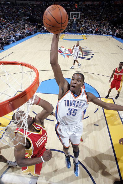 英媒：如果机会出现，利物浦、阿森纳和切尔西会追求伊尔迪兹（英媒：若机会合适，利物浦、阿森纳与切尔西或将竞逐伊尔迪兹）