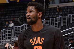 首尔主帅：赛前和林加德讨论过，让他更好地去领导球队（首尔主帅：赛前已与林加德沟通，助其更好带队）