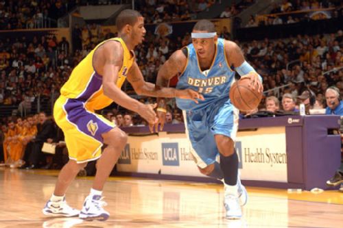 德甲半场：安塞尔米诺建功，多特蒙德暂1-0勒沃库森（半场战报：安塞尔米诺破门，多特蒙德暂以1-0领先勒沃库森）